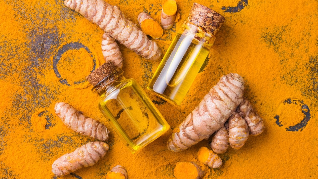 Turmeric-&amp;-Curd-Mask