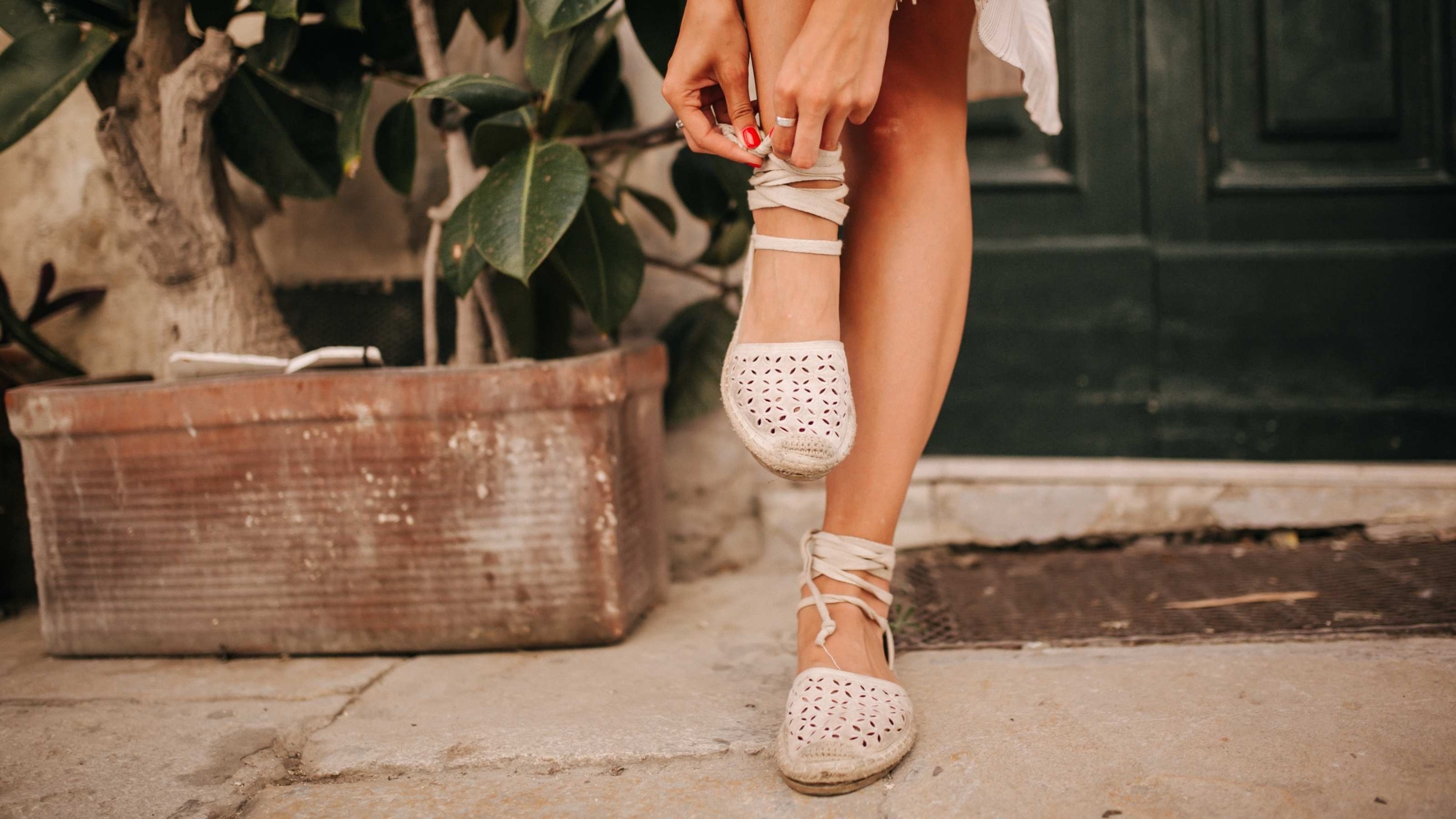 Use toe protectors or toe caps