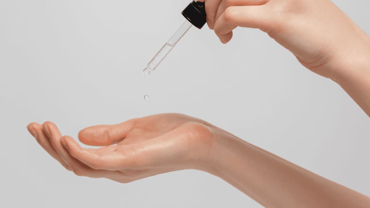 How to Use Salicylic Acid in Your Skincare Routine