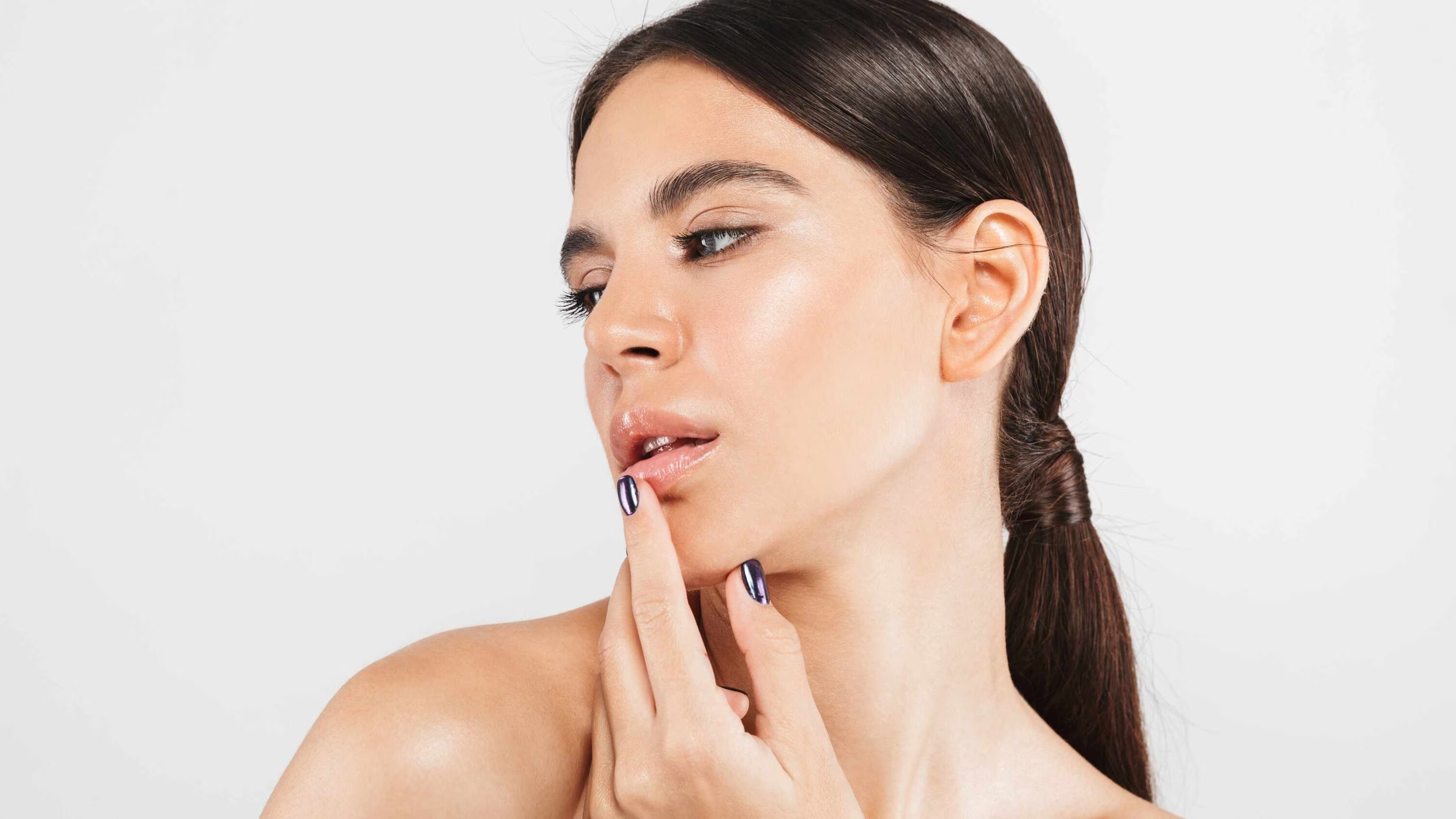 What is Iodine – and What Does It Do for Your Skin