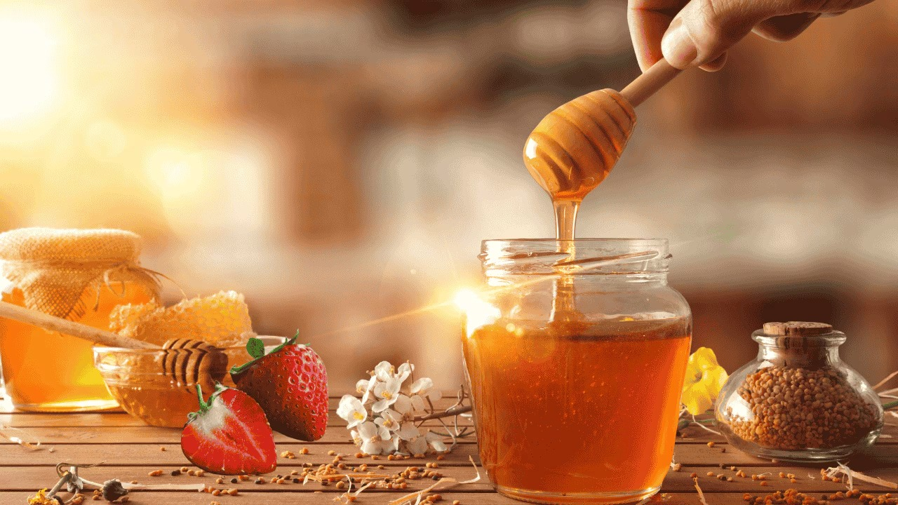 Strawberry + honey lip scrub homemade for dark lips