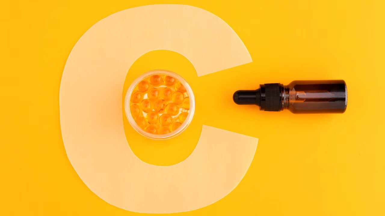 Vitamin C (AM) + Glycolic Acid (PM) = The ultimate brightening duo