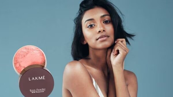 Loose vs Setting Powder and How to Apply It