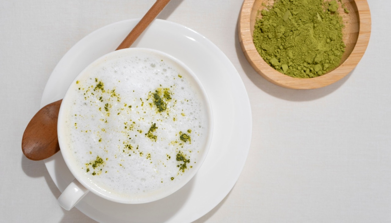 3. Brightening Green Tea & Yoghurt Mask