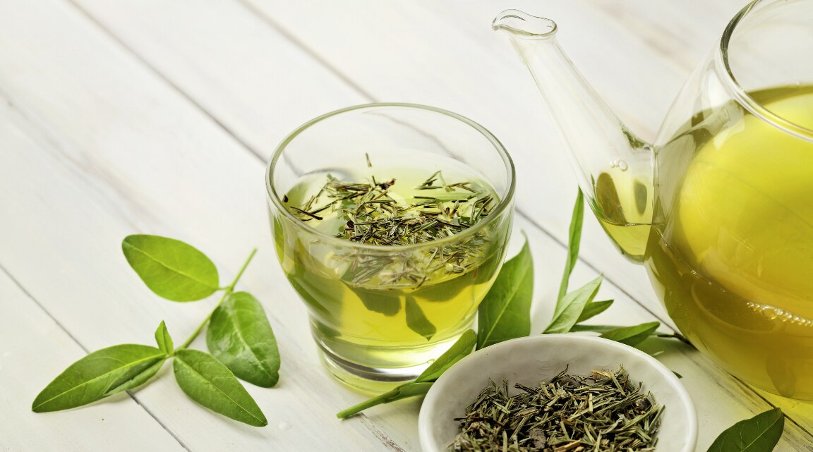 Green Tea Benefits for Skin with DIY Face Mask Uses