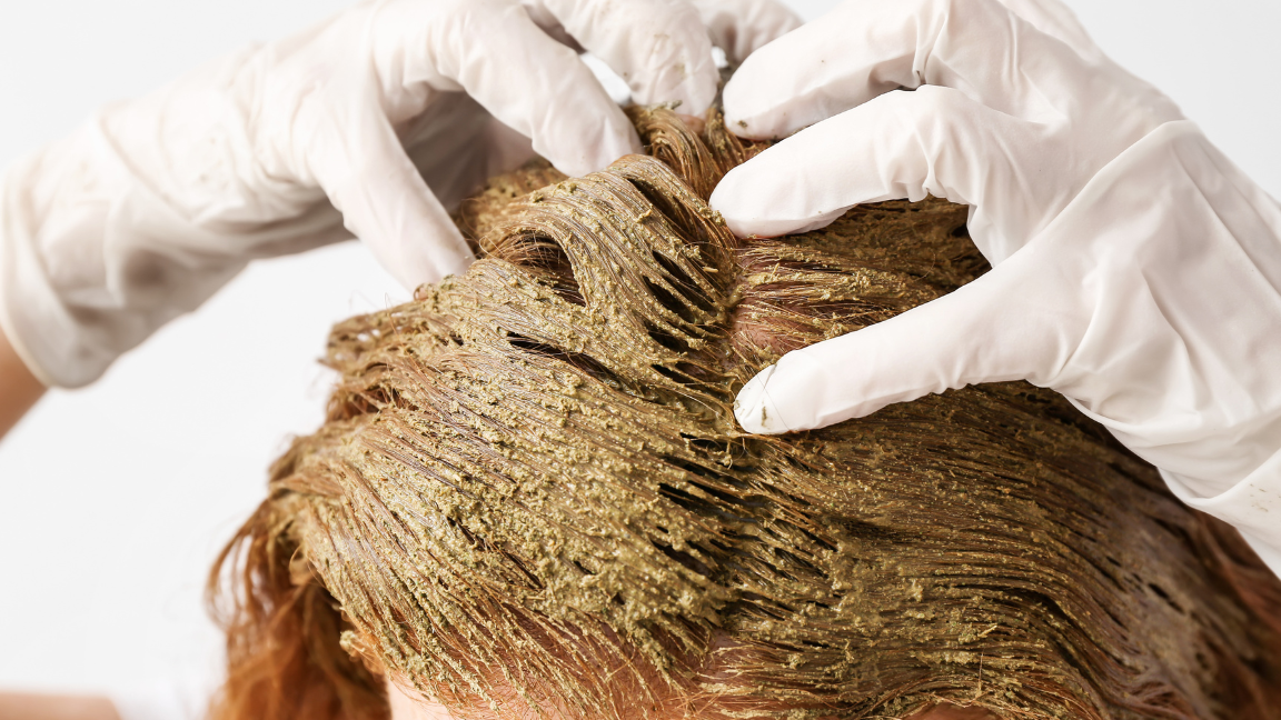 Mehendi for Hair with Benefits and Proper Application