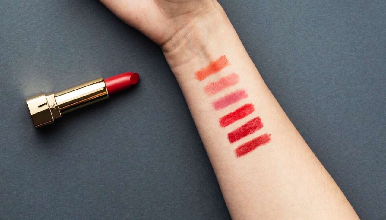 Benefits of Wearing the Right Red Lipstick
