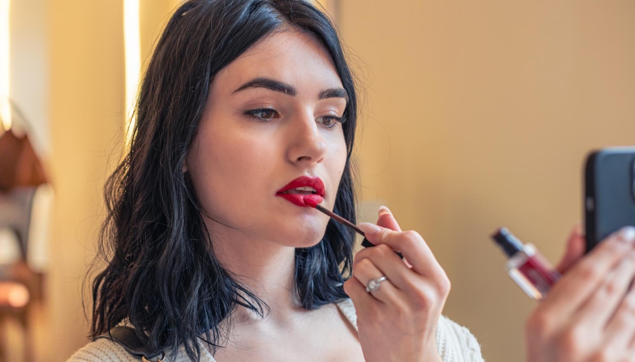 How to Apply Red Lipstick Like a Pro