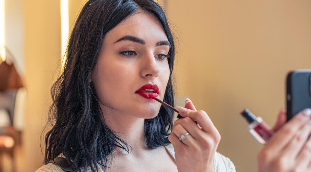 How to Apply Red Lipstick Like a Pro