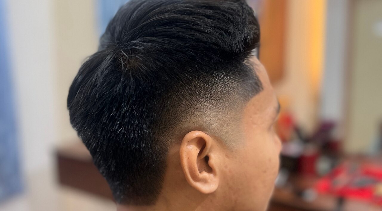 What Is a Modern Mullet Haircut?