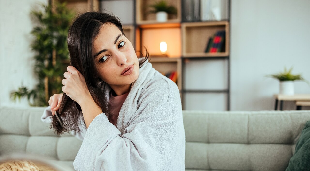 Best Home Remedies for Static Hair