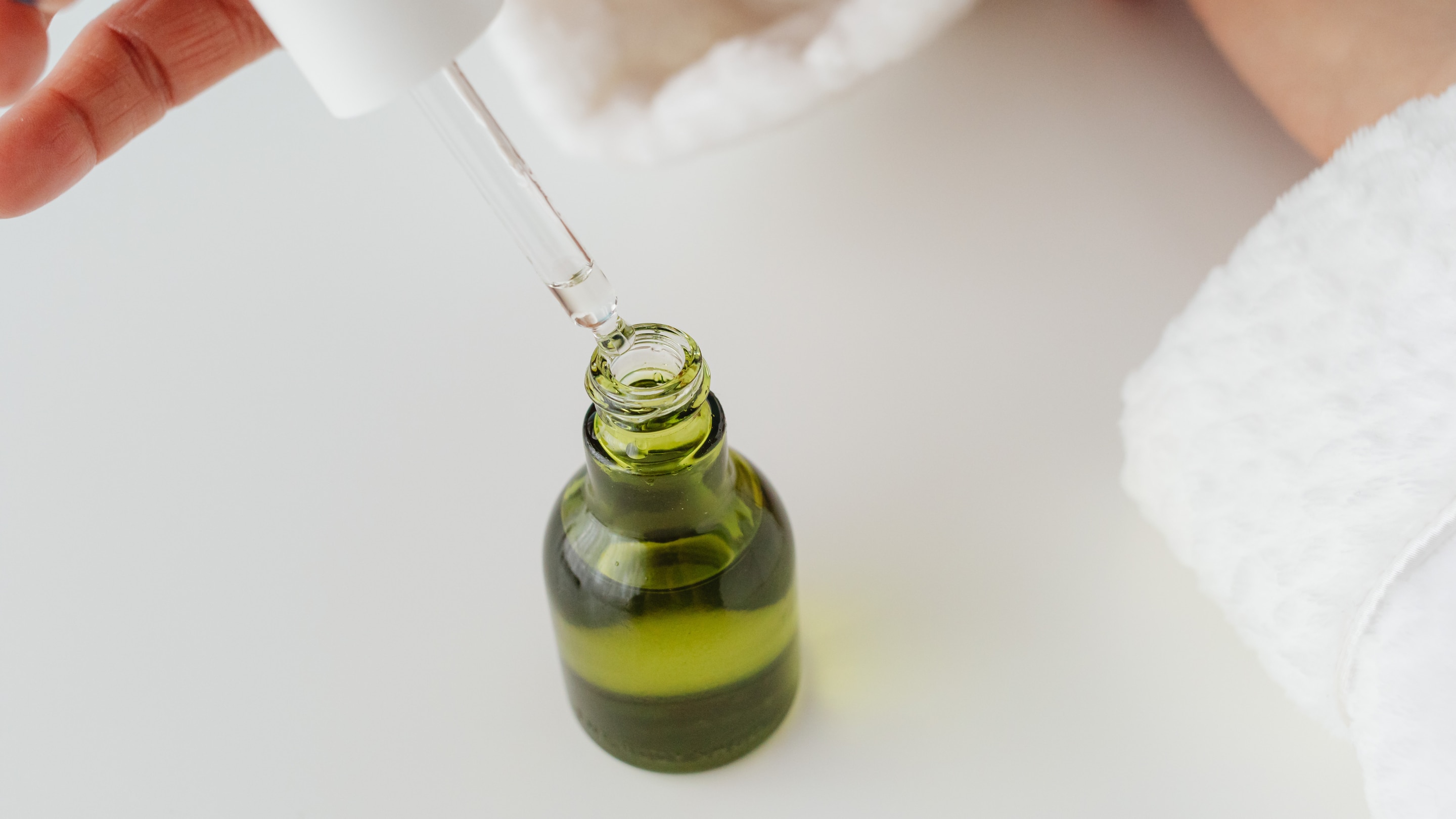Facial Oil:
