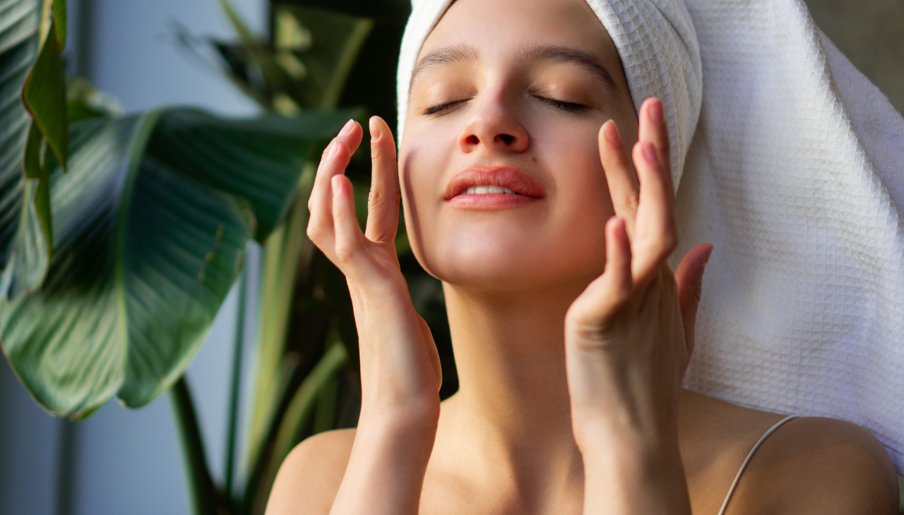Enhances Skin Radiance: