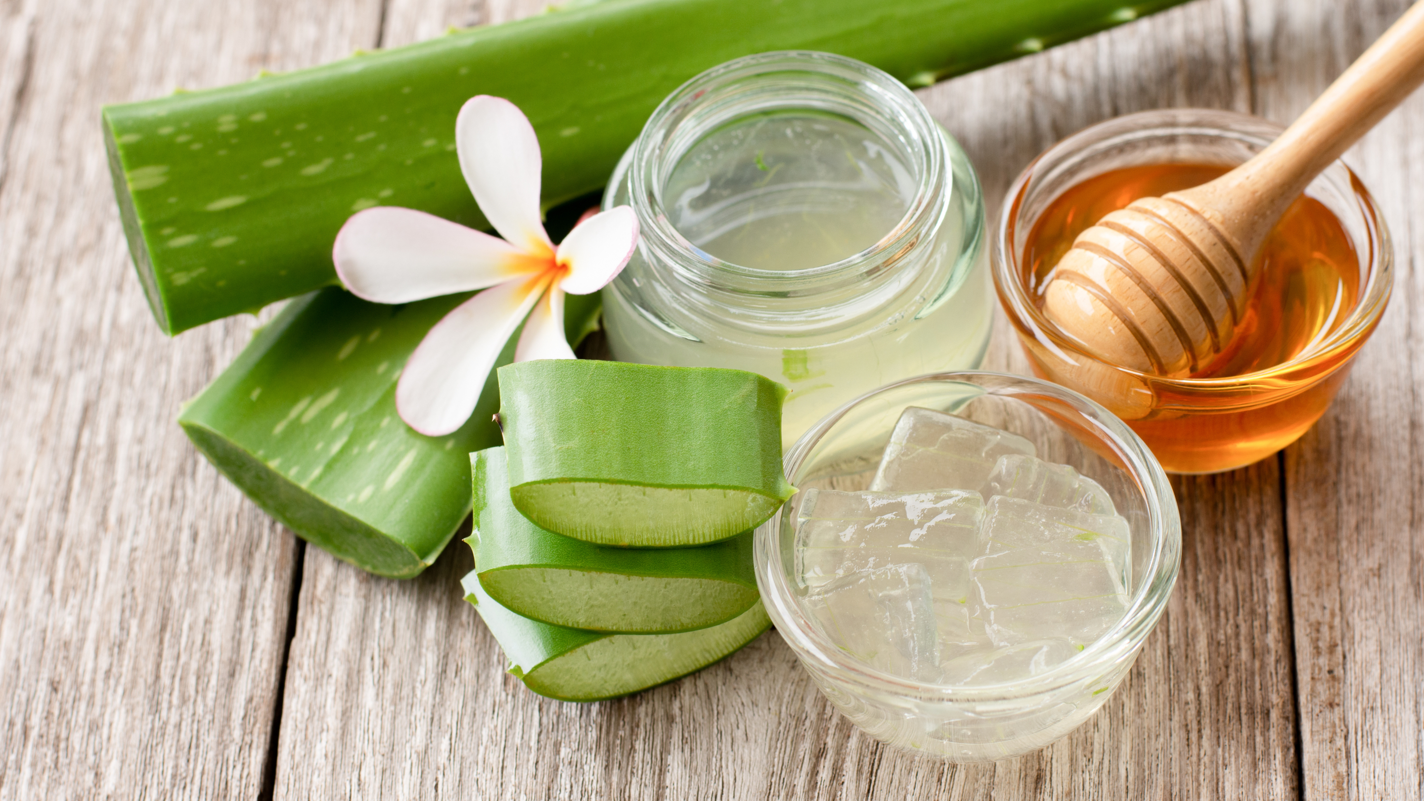 Hydrating & Brightening Mask: