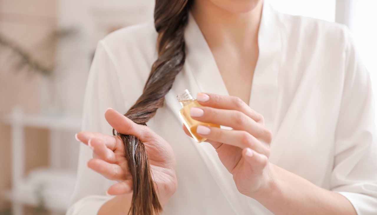 How to Choose the Best Hair Oil for Winter