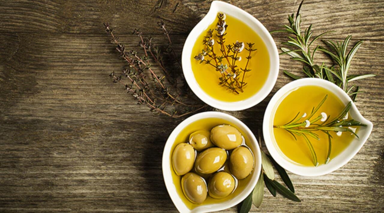 Which Olive Oil Is Good for Skin?-
