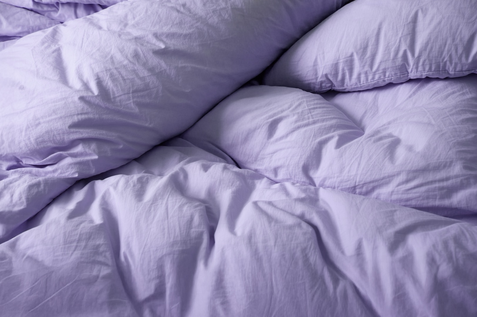 Infographic explaining how to keep sweat and odor at bay