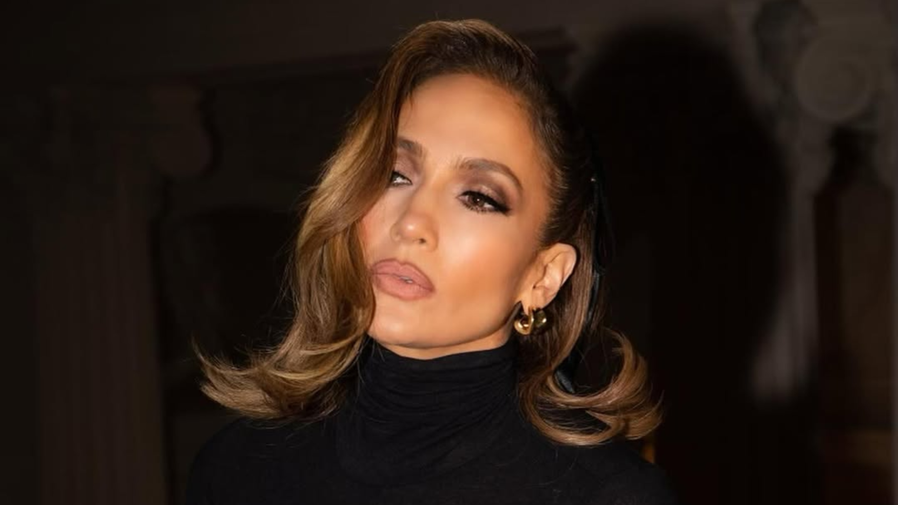 Flipped Ends Hairstyle