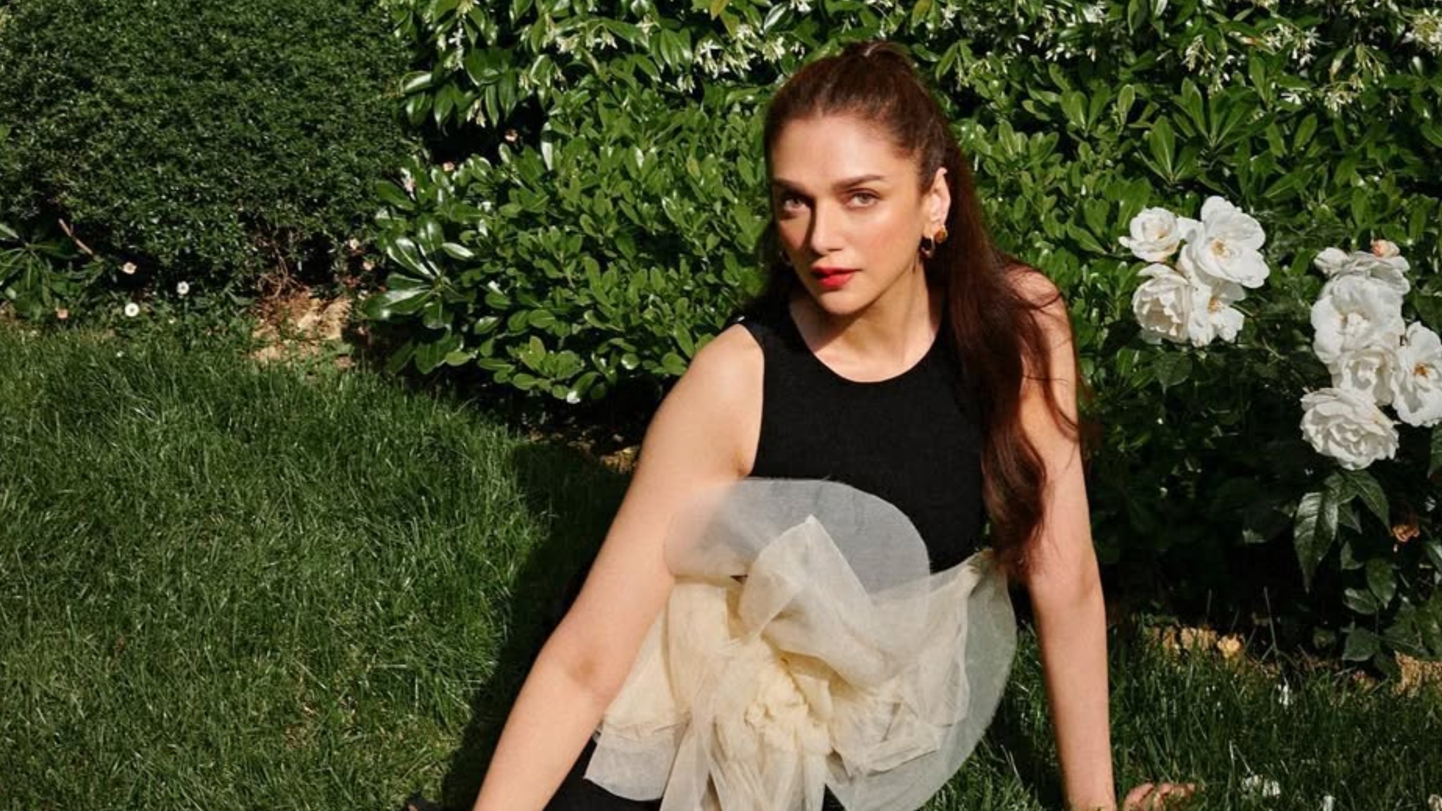 Half-Pinned Open Hair