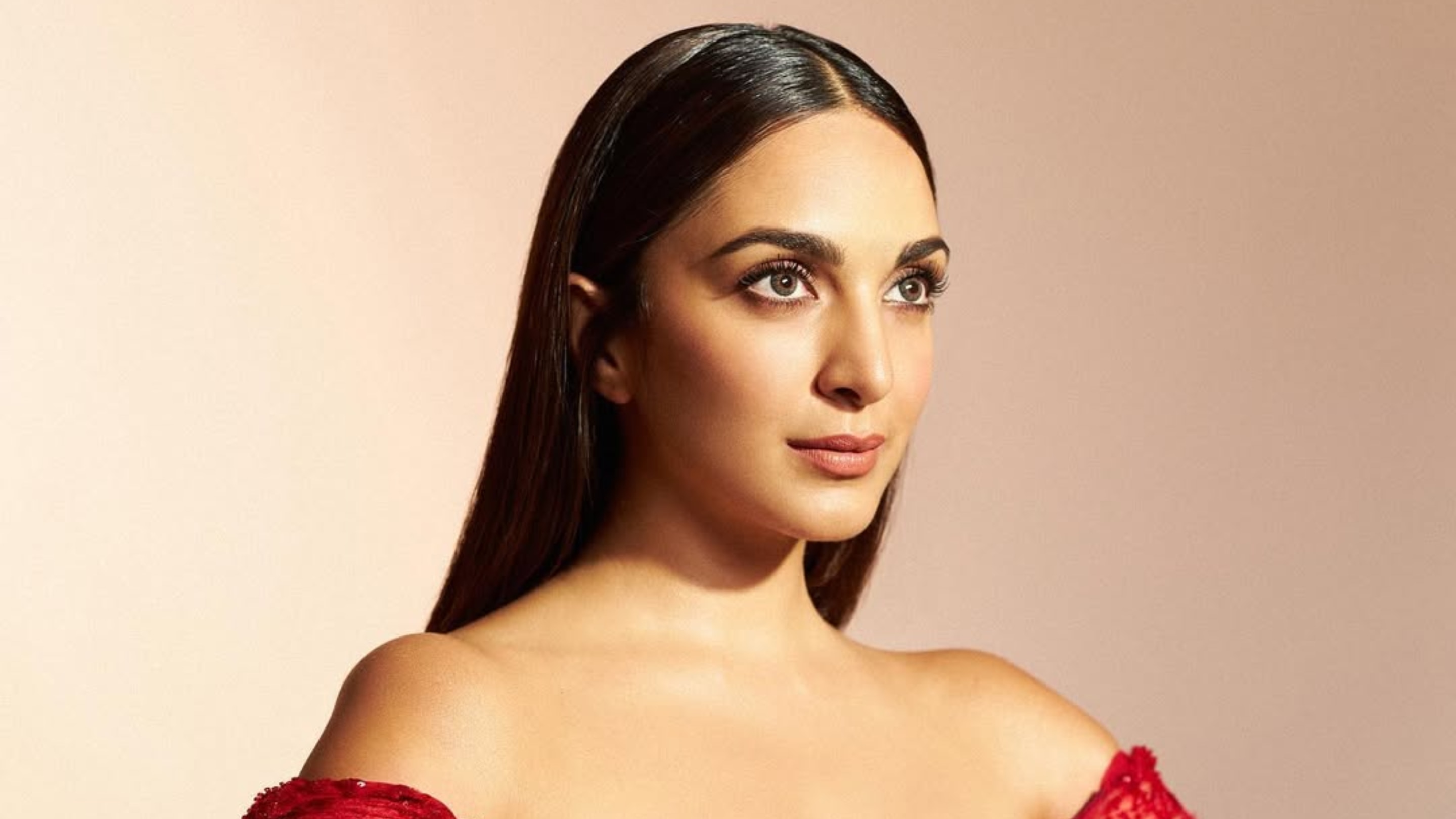 Sleek Low Back-Combed Open Hair