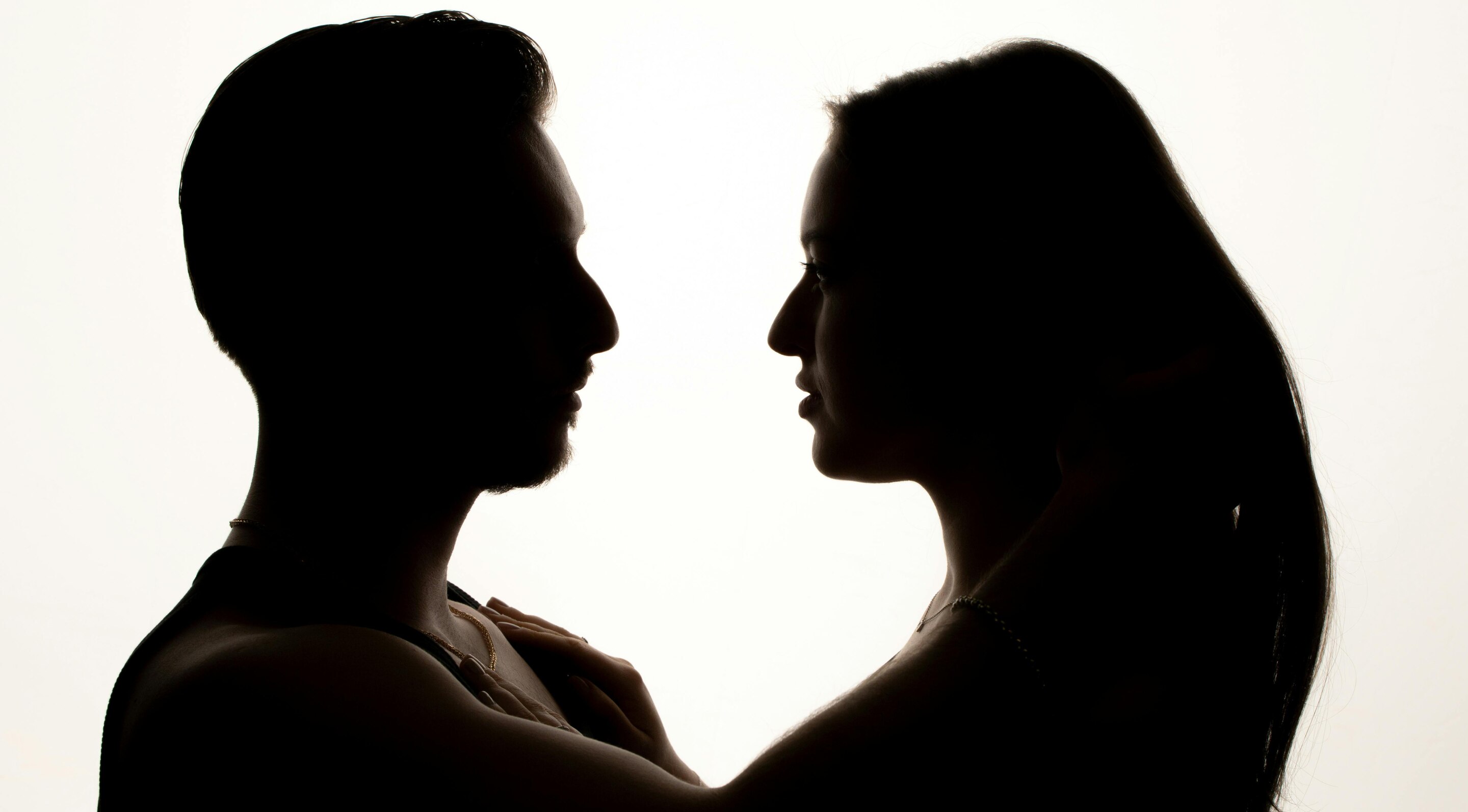 How to Kiss for the First Time: Step-by-Step Guide-
