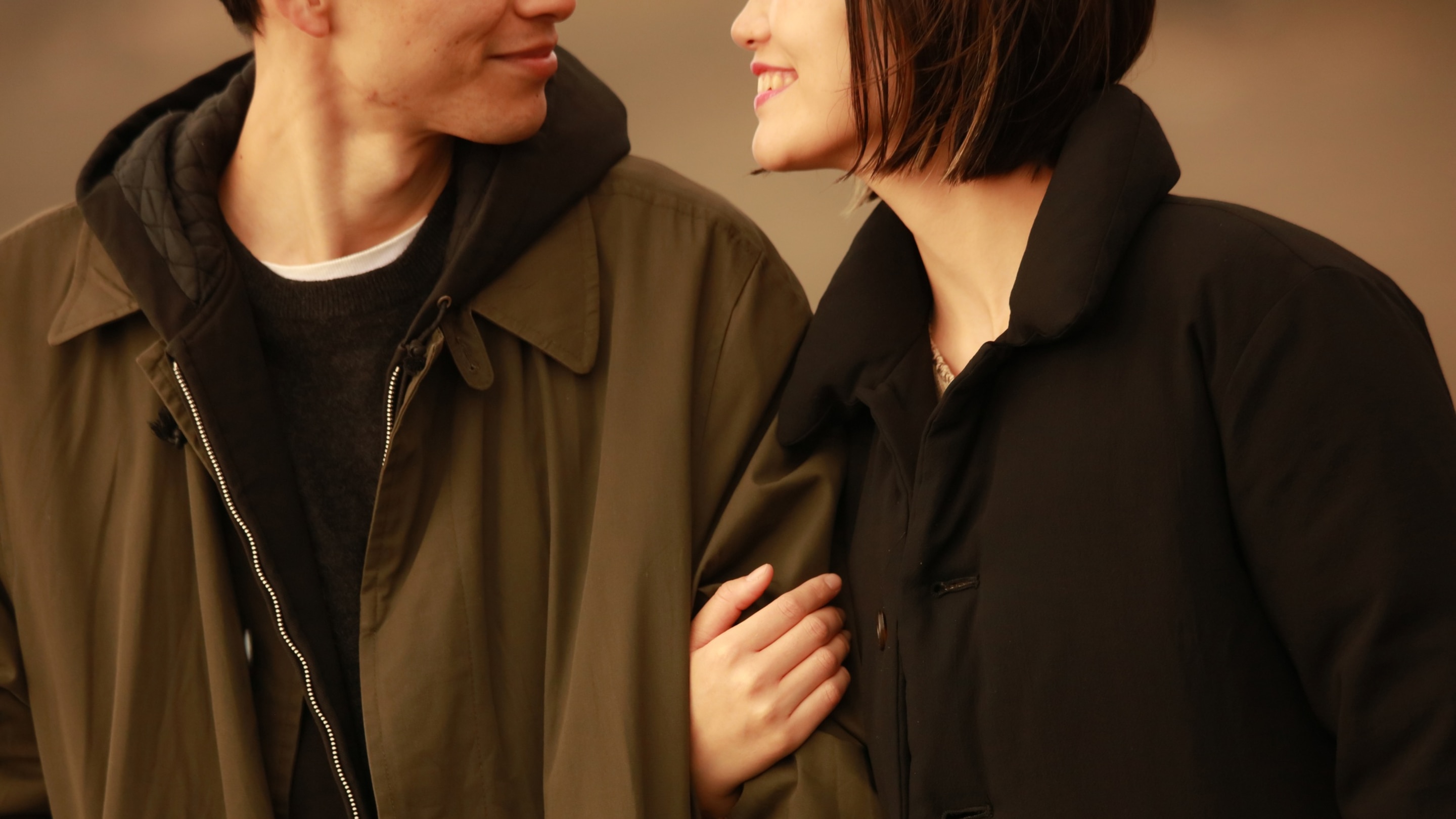How to Prepare for Your First Kiss: Setting the Stage-