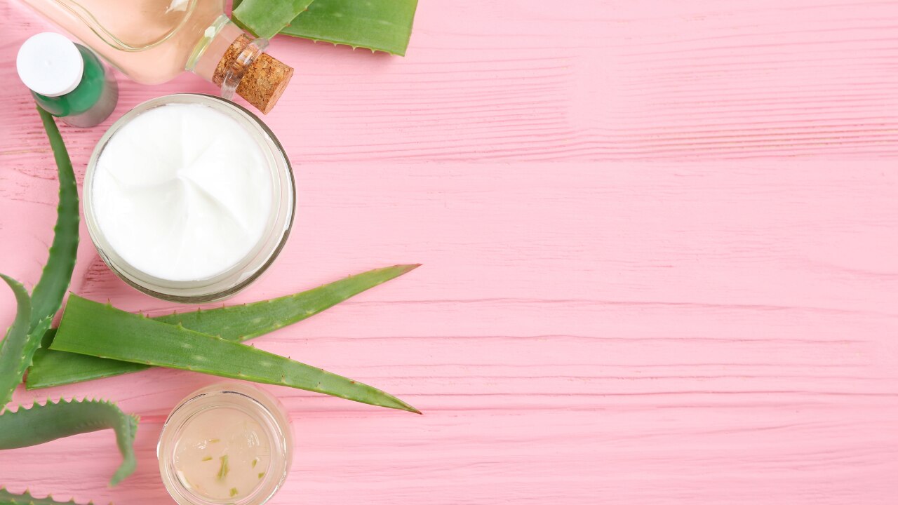 1. Aloe Vera Gel + Yoghurt