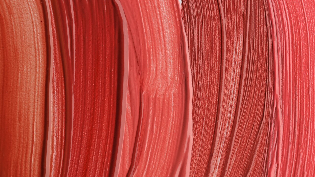 How to Choose the Right Shade for Lip Blushing