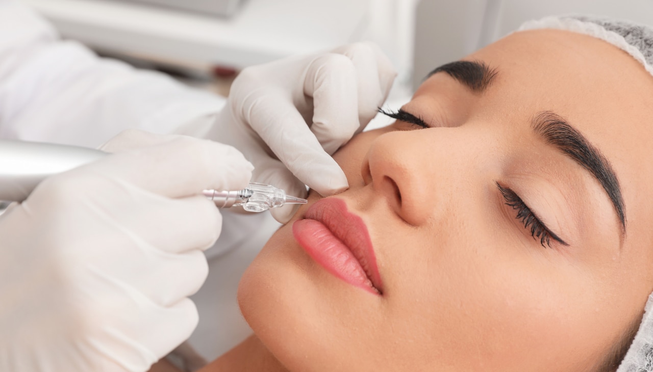 Lip Blushing vs Lip Tattoo: What’s the Difference?