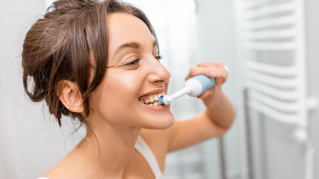 Can You Whiten Teeth at Home?