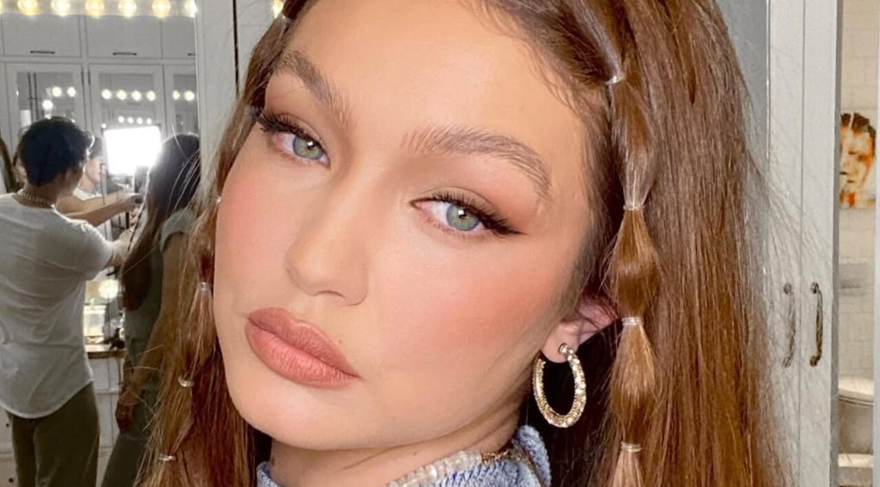 Look 2: Brown Cat Eye-
