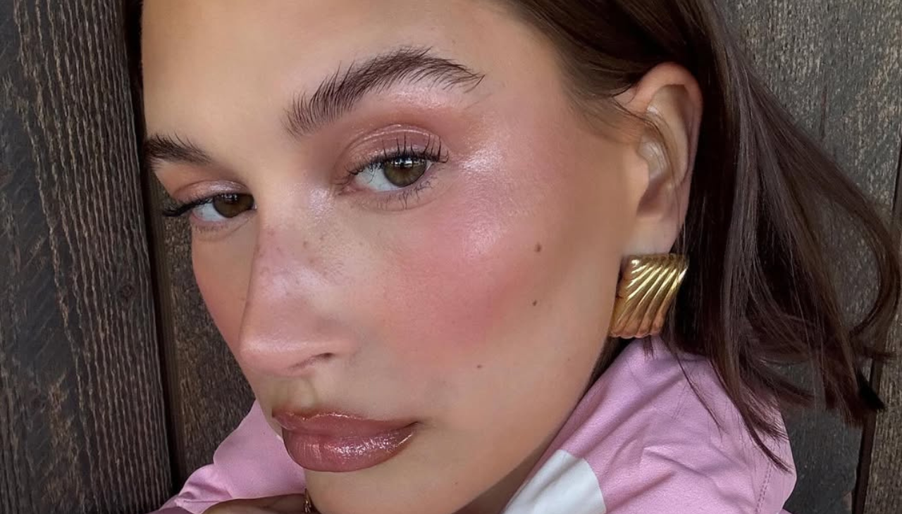 Look 3: Glazed Rosy Look-