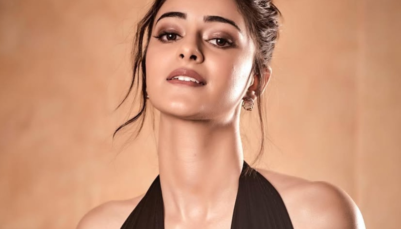 Look 1: Warm Brown Smoky Eye-