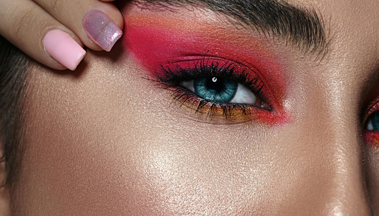 Trending Christmas Eyeshadow Ideas-