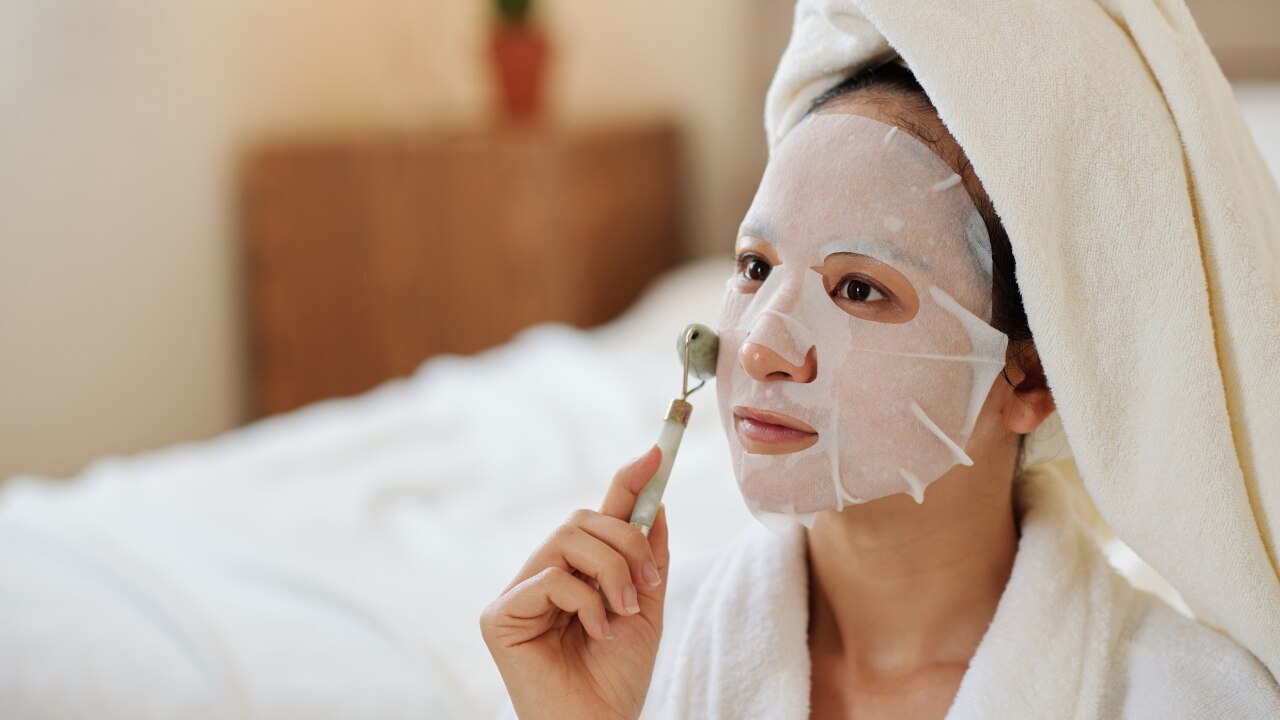 Step 6: Hydrating Mask (1–2 times a week)