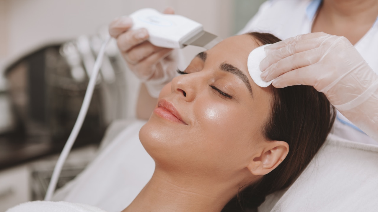 5. Professional De-tan Facials
