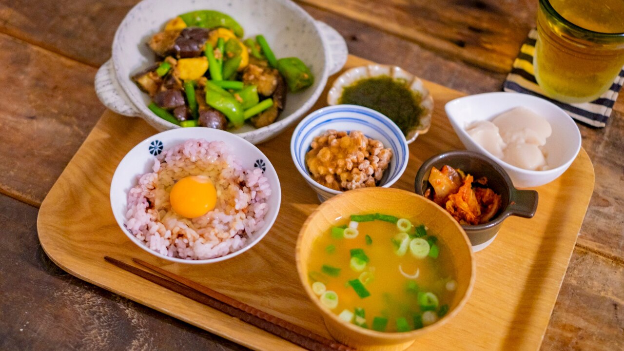 6. Prefer home-cooked meals.