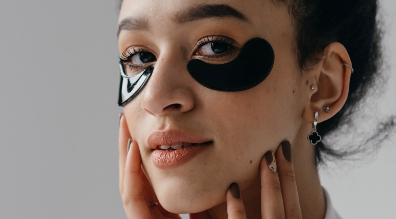 Common Mistakes That Make Dark Circles Worse