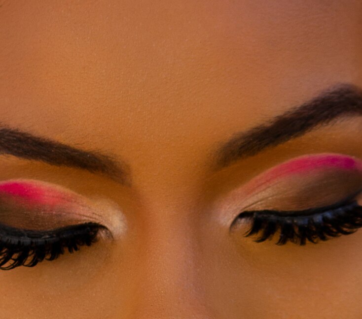 Image of Cut Crease Eye Makeup Tutorial: Your Complete Guide for Festive Makeup Look