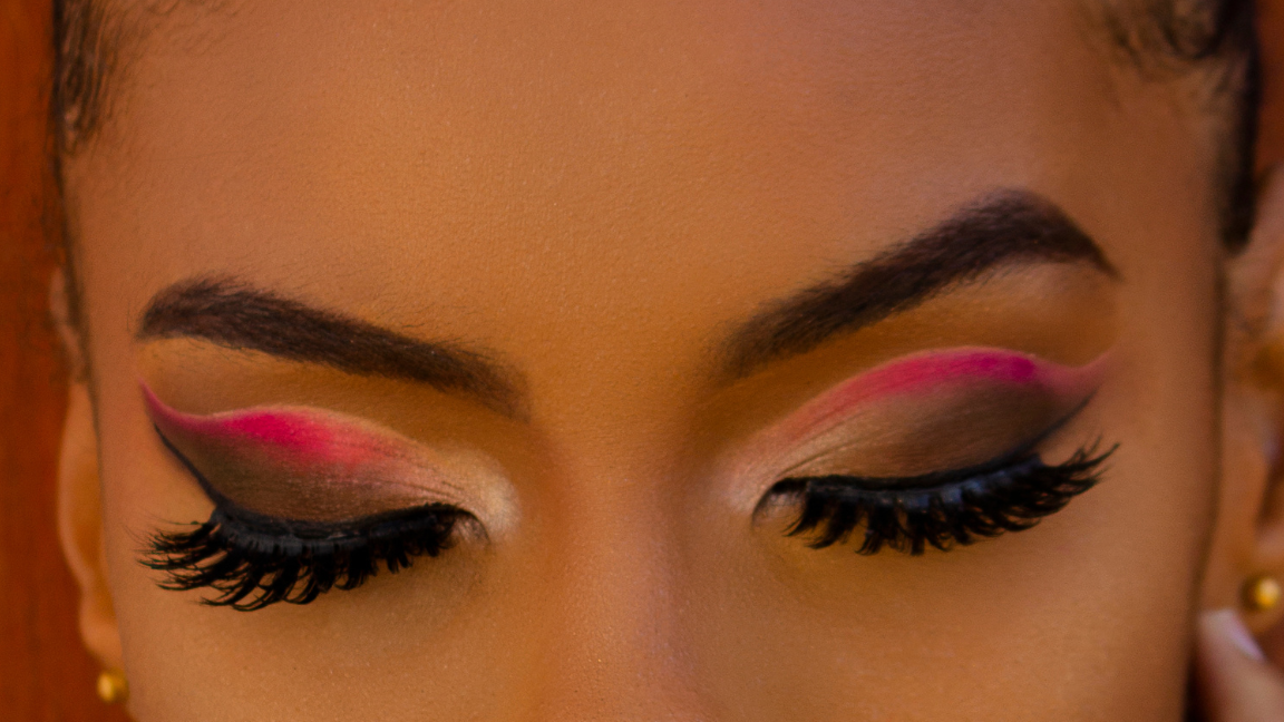 Cut Crease Eye Makeup Tutorial for Festive Looks