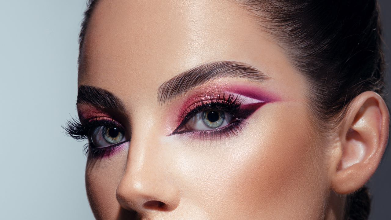 Hooded Eyes: