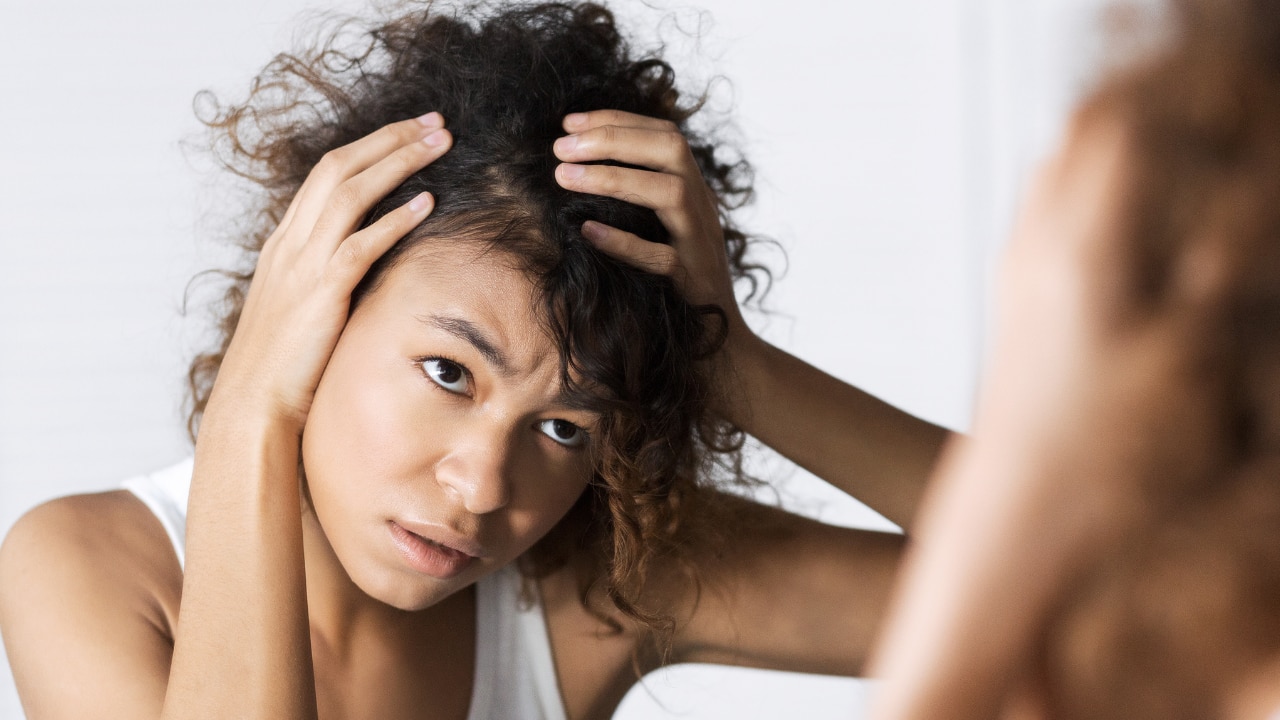 What Causes Dry Hair?