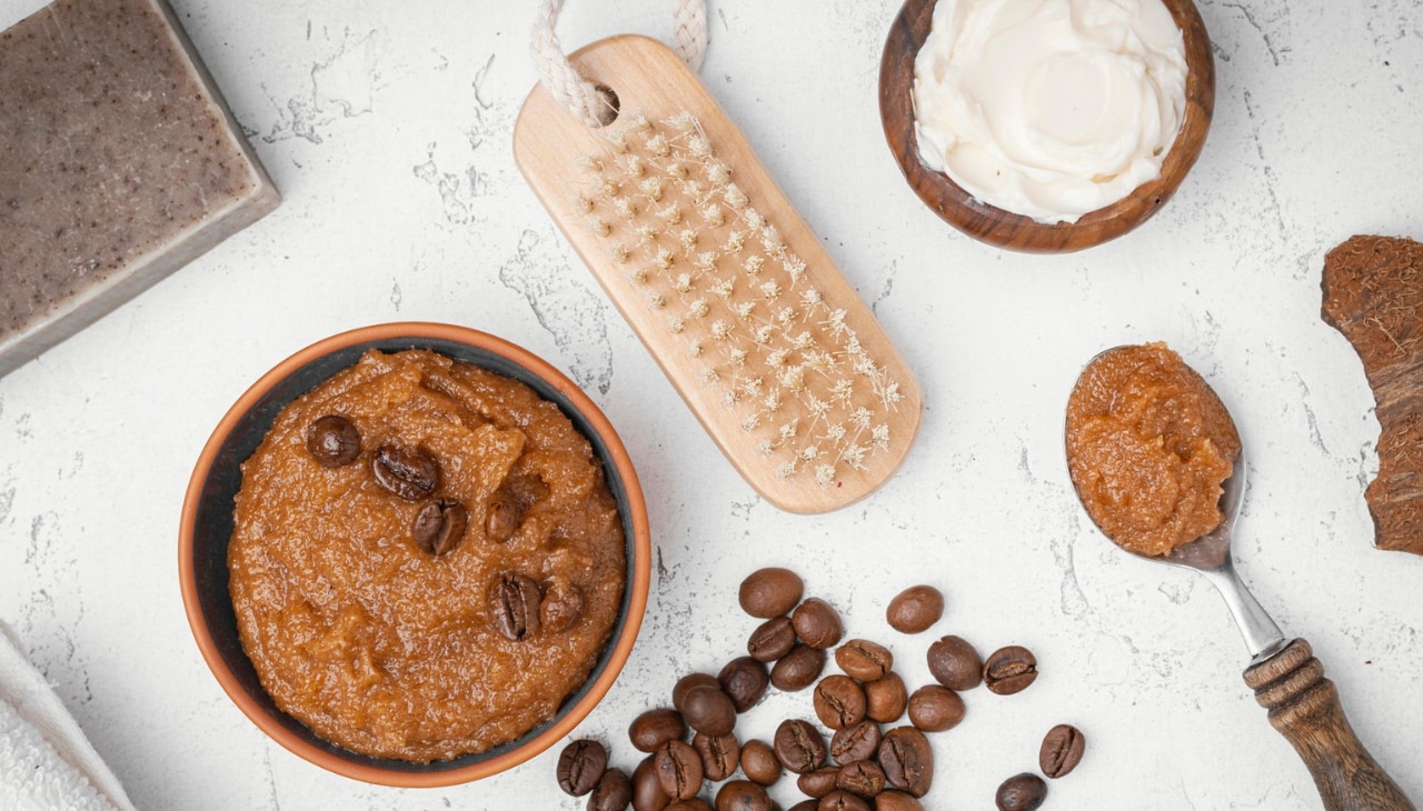4. Coffee + Yogurt Scrub