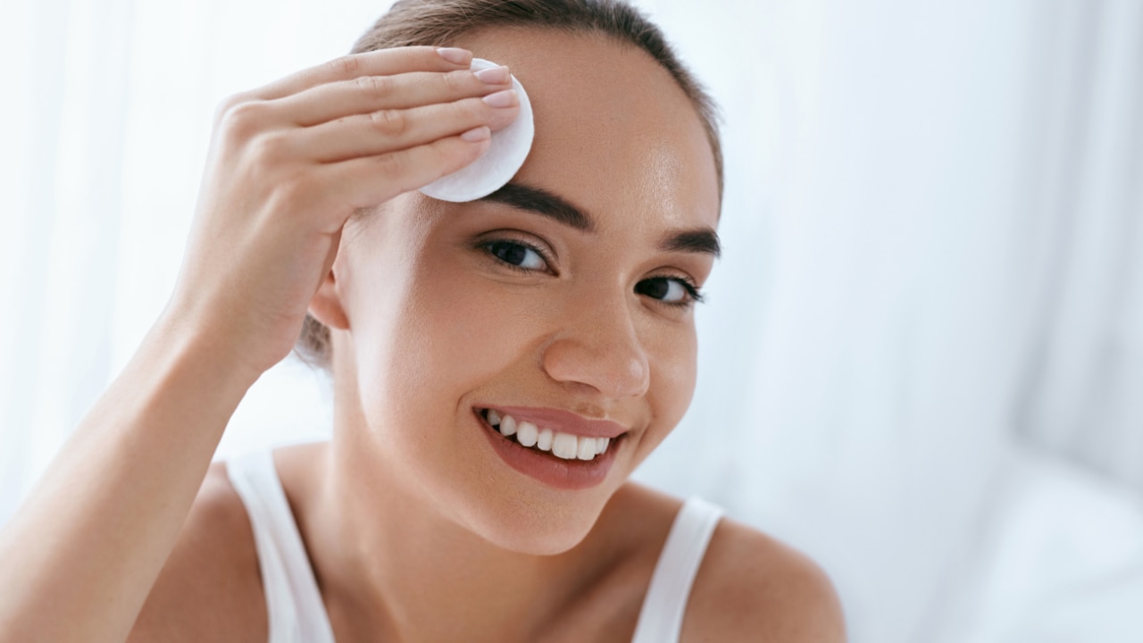 How Does a Cleansing Balm Work?