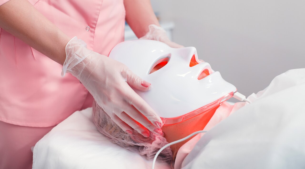 Who Should Use Red Light Therapy Image