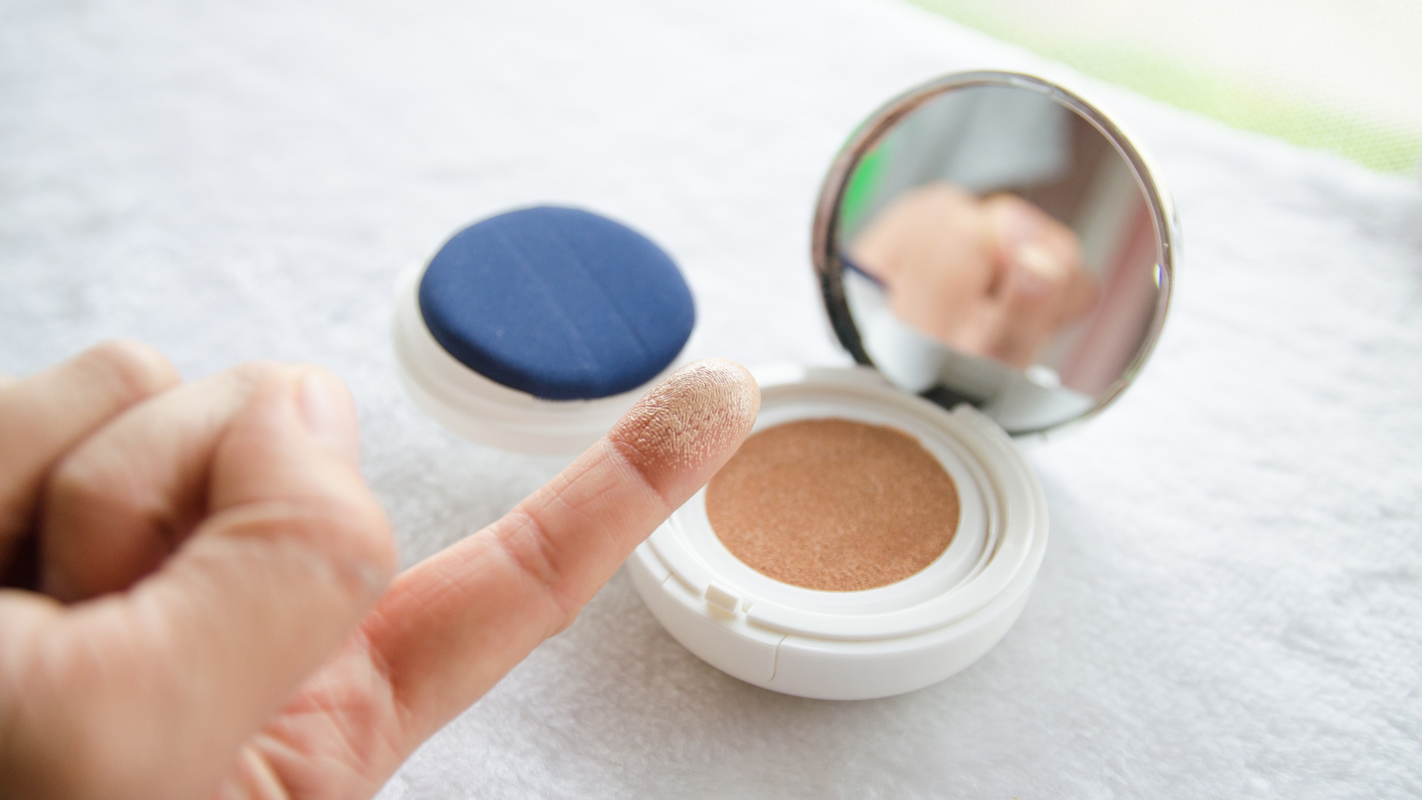 Common Mistakes to Avoid When Choosing and Applying Cushion Foundation