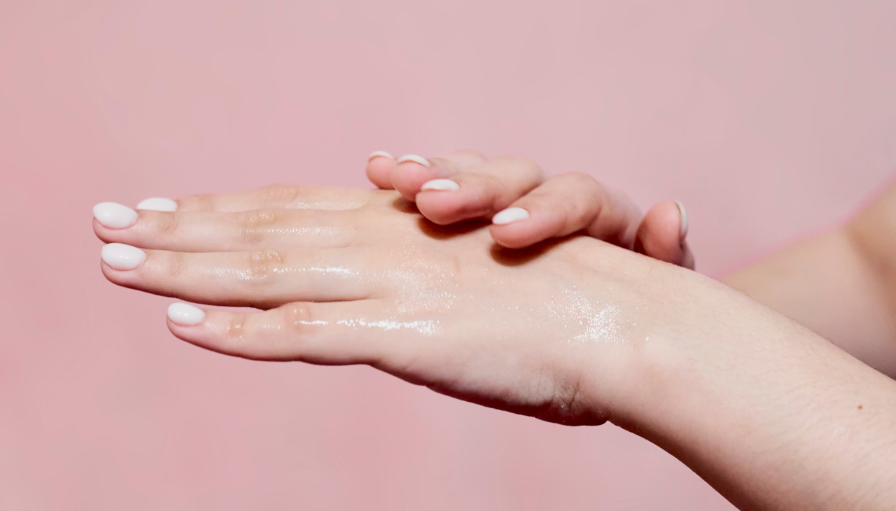 Aftercare: How to Maintain Your Manicure for Days