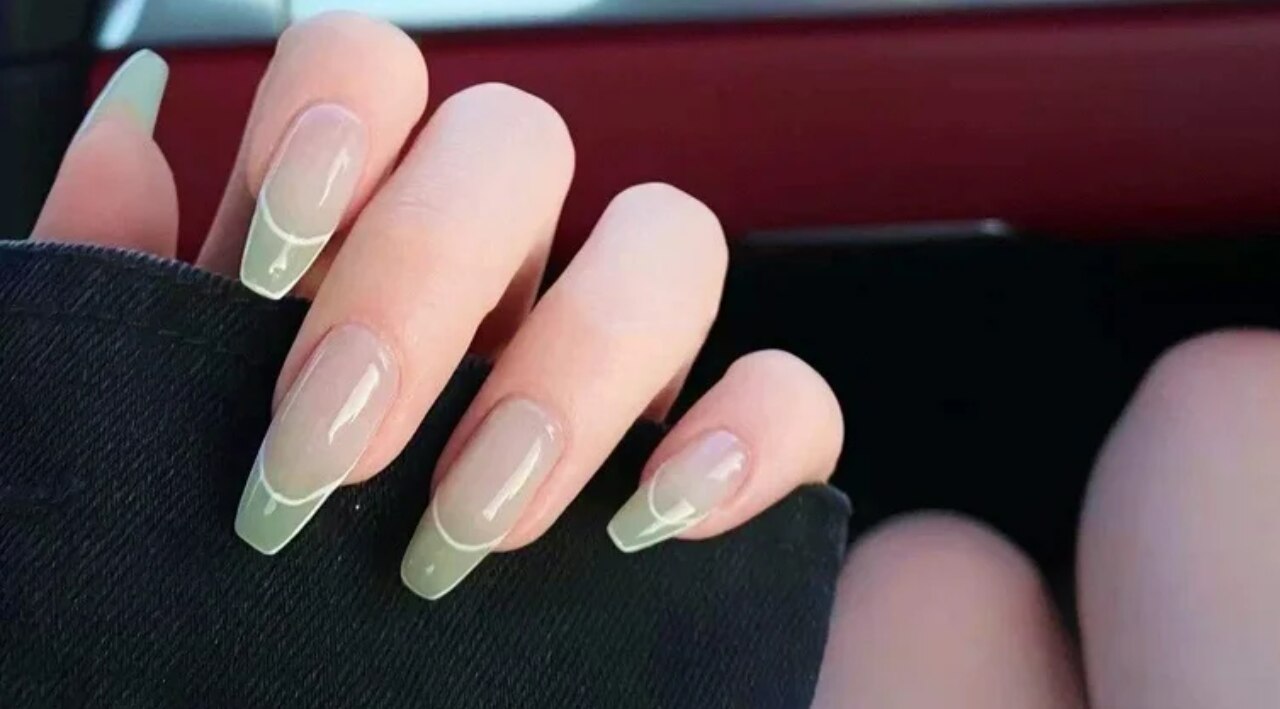 5. Matcha Green Gradient