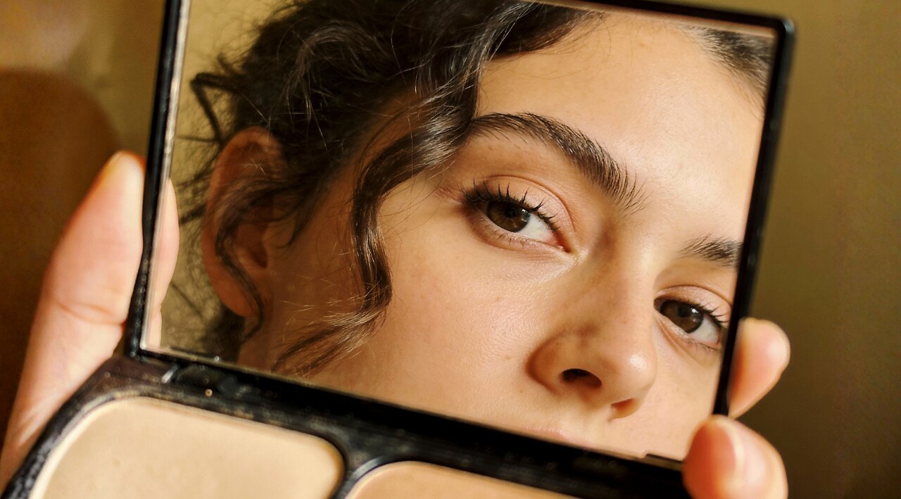 Understanding Almond Eyes: What Makes Them Unique?