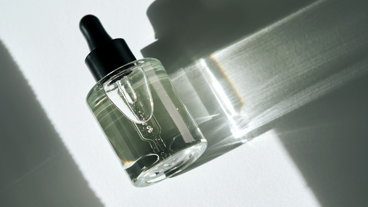 How to Use Under Eye Serums Safely and Effectively